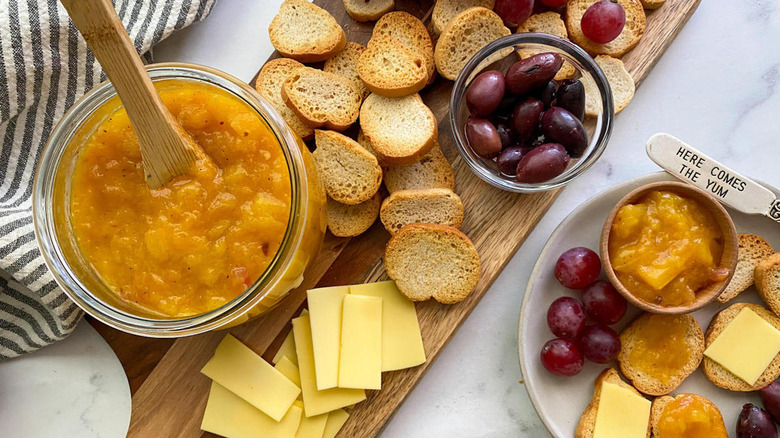 mango chutney with cheese board