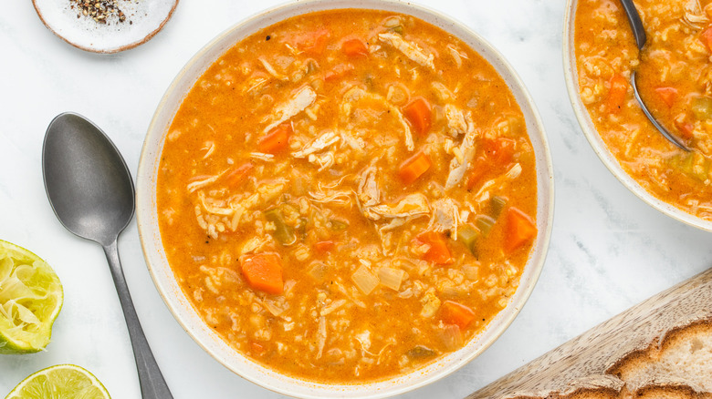 mulligatawny soup in bowl and spoon