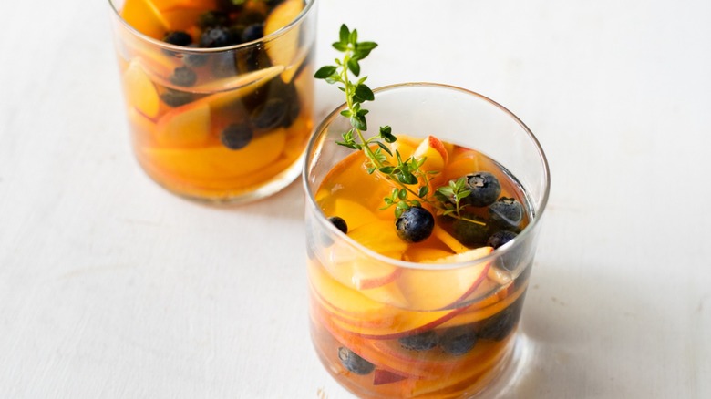 https://www.mashed.com/img/gallery/sweet-white-sangria-recipe/intro-1658844487.jpg