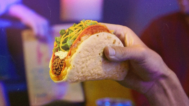 Taco Bell Doritos cheesy gordita crunch