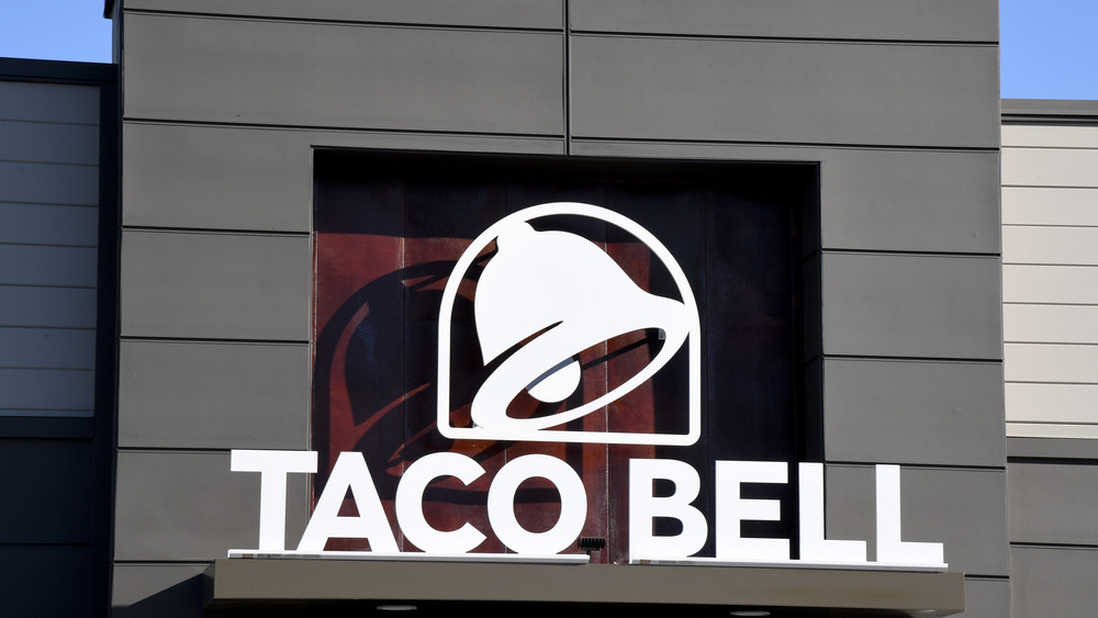 exterior of a Taco Bell location