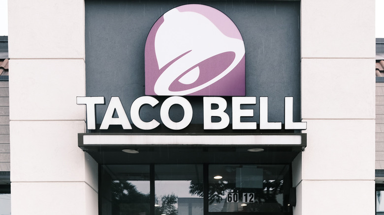 Taco Bell store