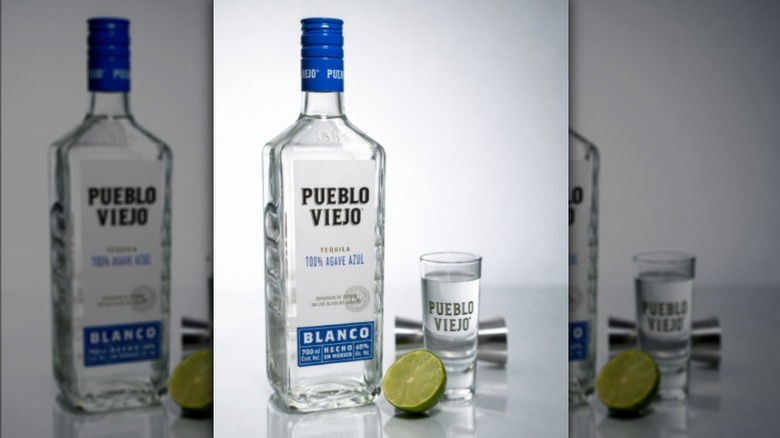 Bottle of Pueblo Viejo Blanco