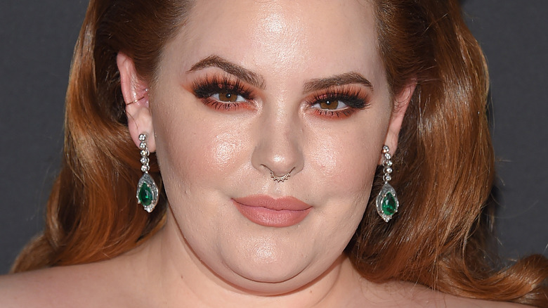 Tess Holliday wearing earrings