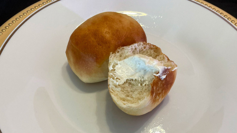 buttered bread on plate
