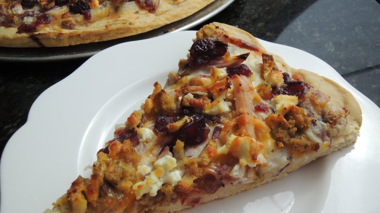 How to Make a Thanksgiving Pizza for the Family - Cooking