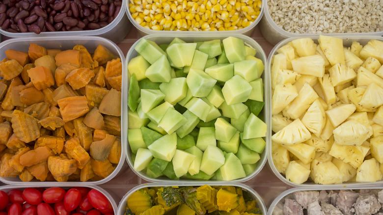 Cut and uncut produce in containers