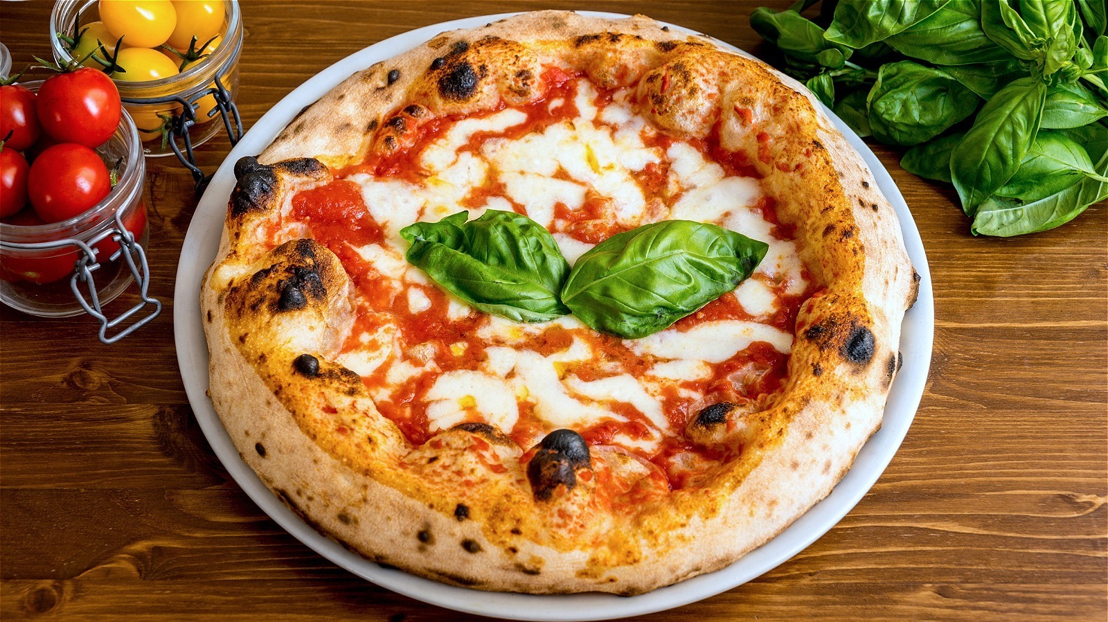 The 19th Century Reason Pizza Is Sometimes Called Pie The 19th Century Reason Pizza Is Sometimes Called Pie