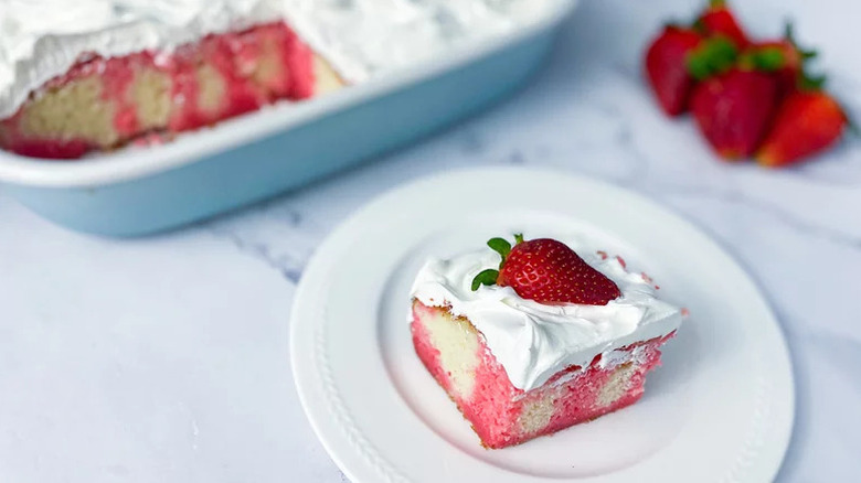 strawberry Jello poke cake