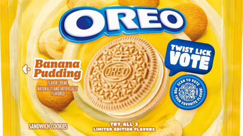 Package of Banana Pudding Oreo cookies