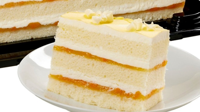Peaches and cream bar cake at Costco's Kirkland bakery