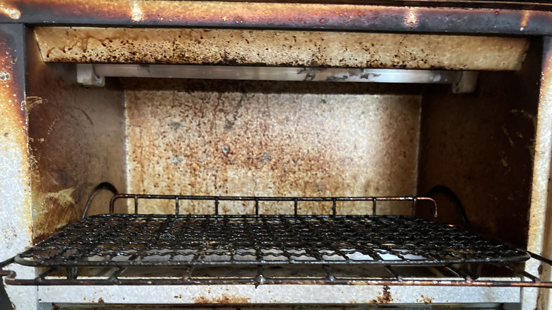 Dirty toaster oven
