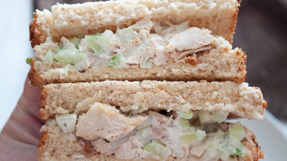 chicken salad sandwich