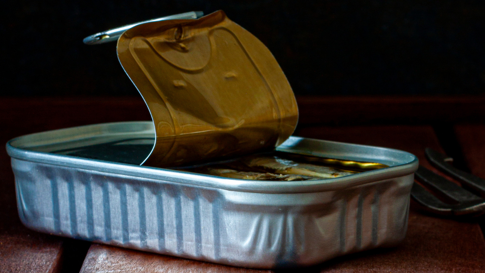 The Absolute Best And Worst Canned Fish To Buy At Aldi