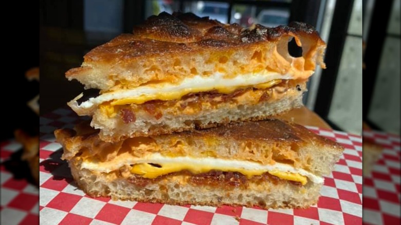 Sandwich split in two on a table