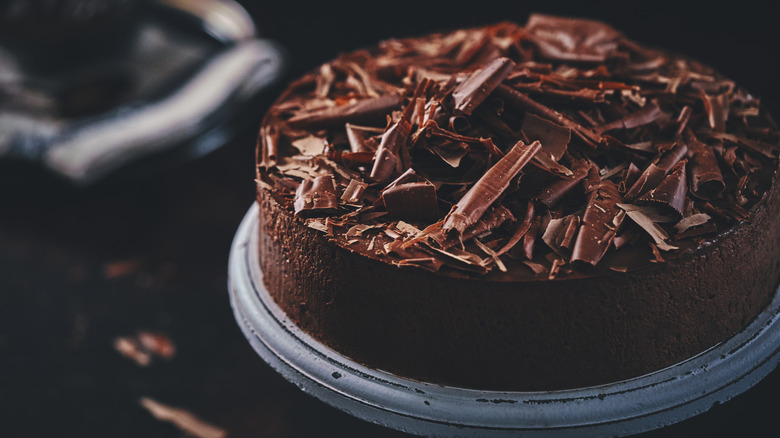 chocolate cake with chocolate shavings