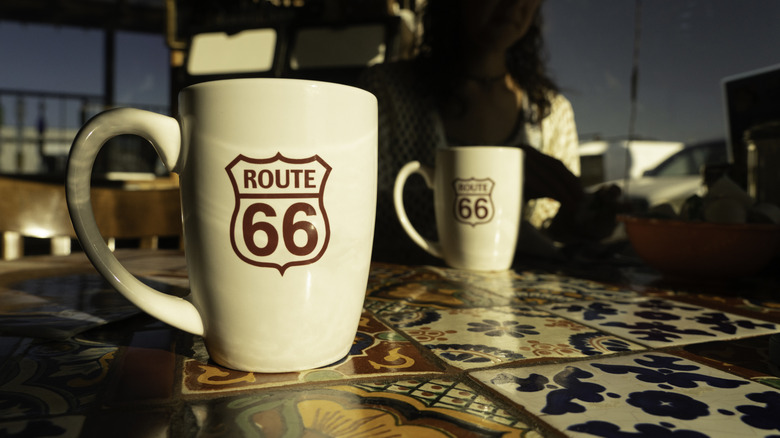 Route 66 mugs on diner table