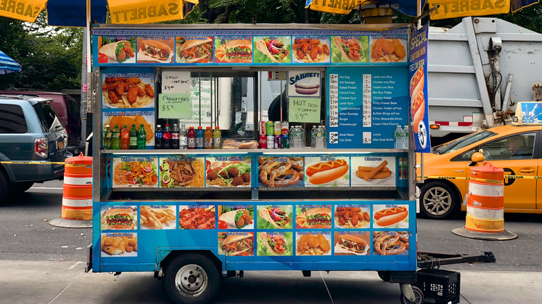 NYC hot dog food cart