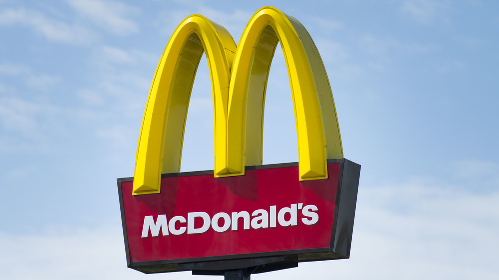 The McDonald's sign