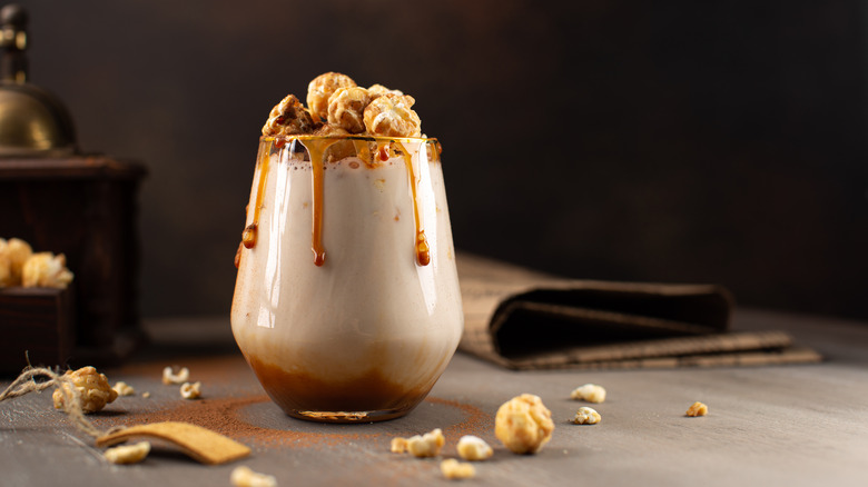 Caramel Milkshake with Popcorn 