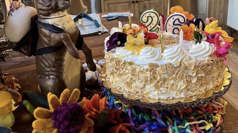 Rachael Ray's cake for Maria