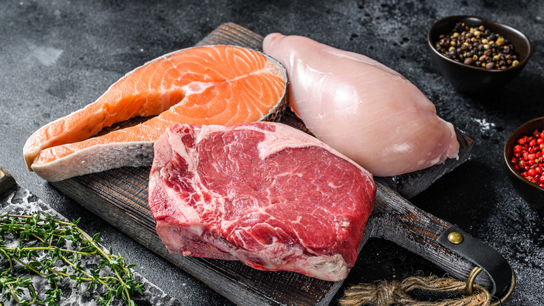 raw steak, tuna, and chicken breast