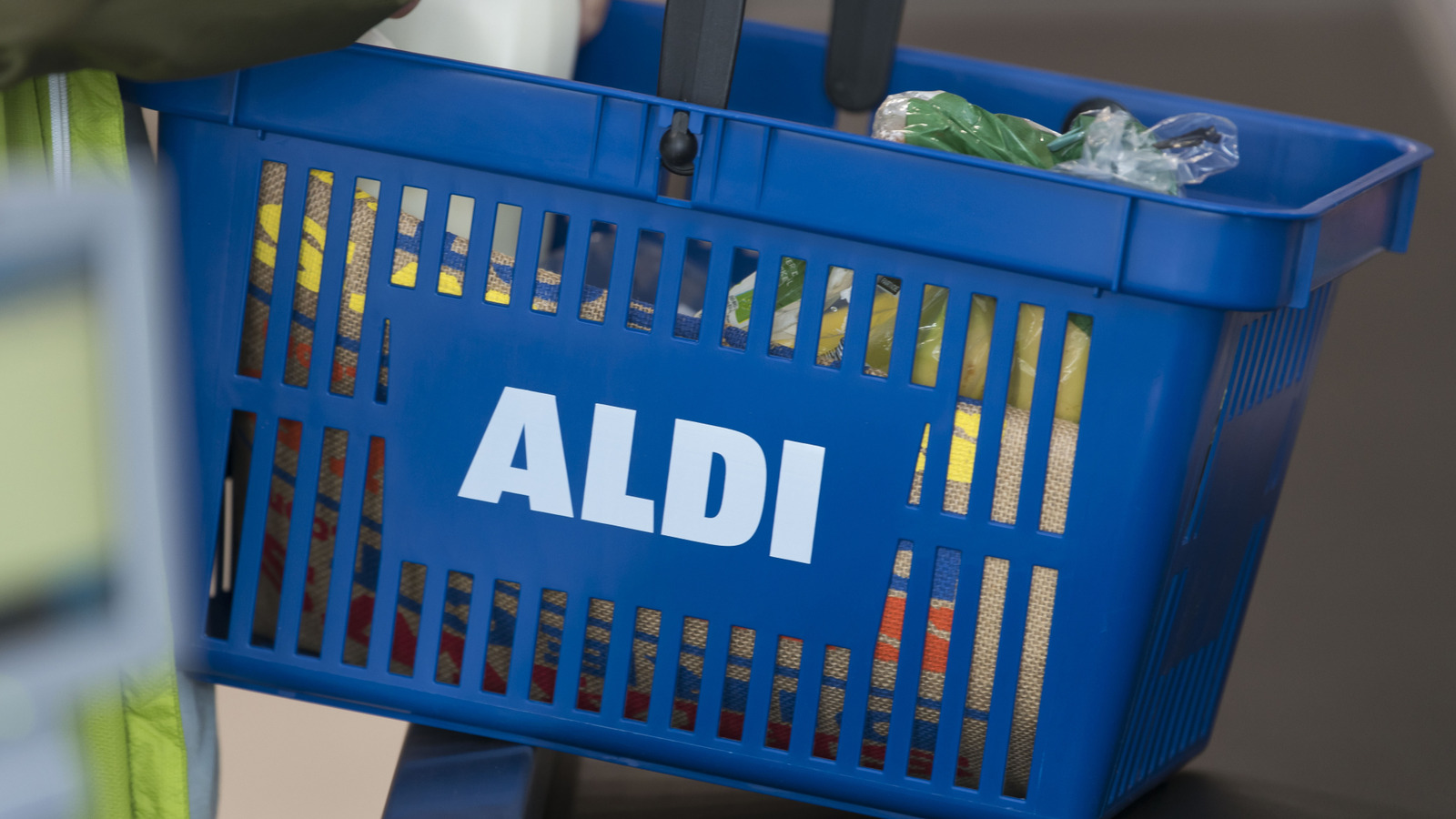 <a href="https://www.mashed.com/1832640/worst-aldi-canned-meat-under-1-dollar-brookdale-vienna-sausage/" target="_blank">The Aldi Canned Meat Under $1 You Should Probably Leave At The Store</a>