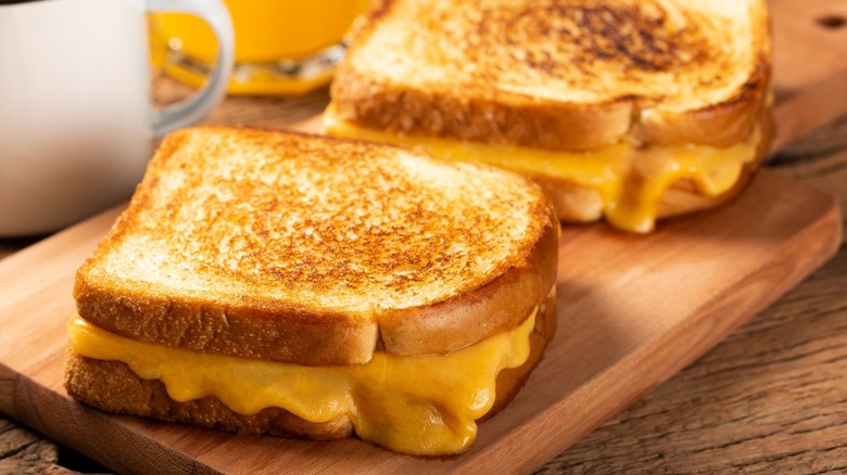 grilled cheese sandwiches