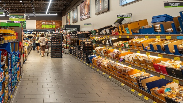 aldi bread aisle