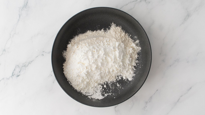 Flour mixture in bowl