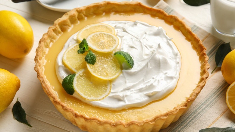 Lemon meringue pie