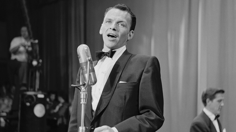 frank sinatra singing