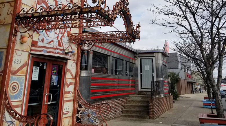 Silk City Diner Bar & Lounge