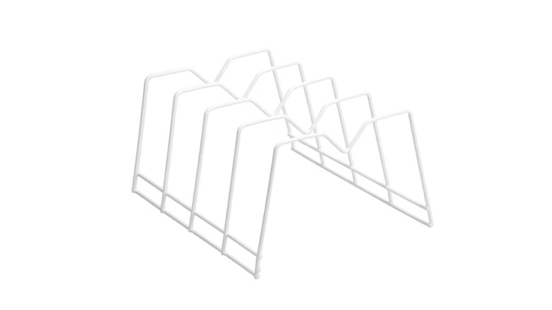 A white wire dish drying rack
