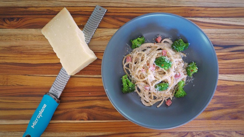 3-Ingredient Alfredo sauce