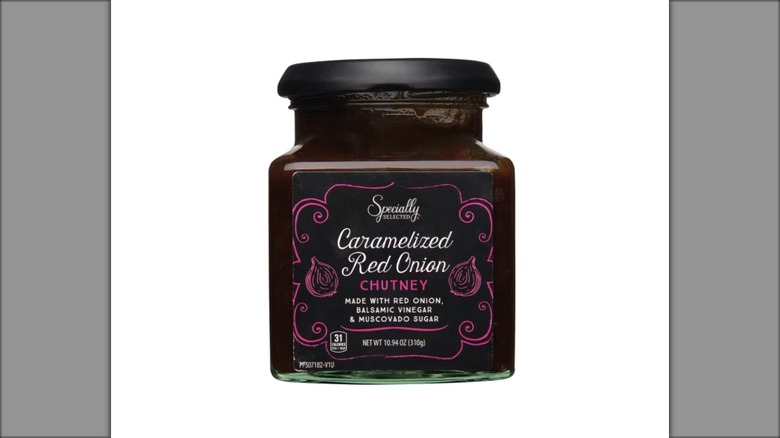 jar of caramelized red onion chutney