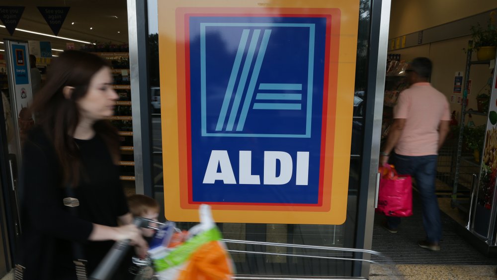 Aldi shopper