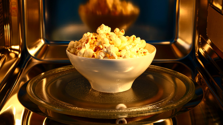 Microwave popcorn