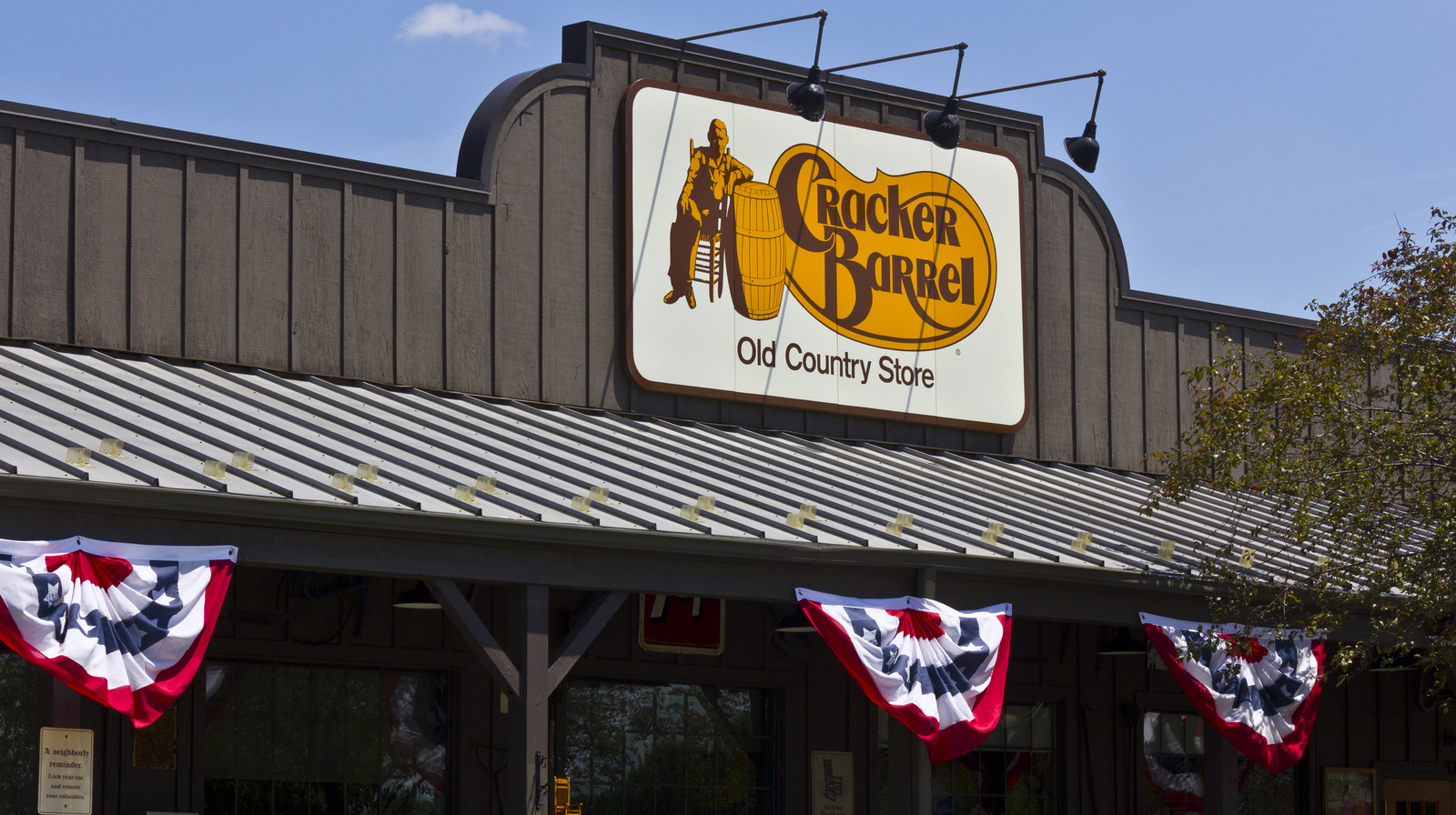 The Best And Worst Of Cracker Barrel's Seasonal Items