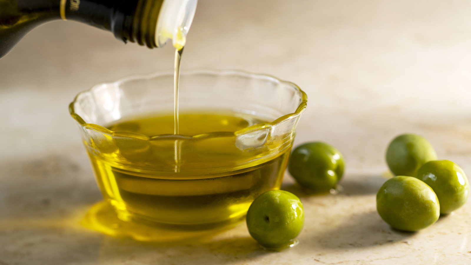 The Best (And Worst) Olive Oil Brands, According To Reviews