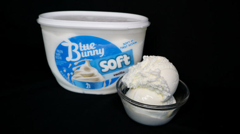 ice cream in bowl in front of Blue Bunny container