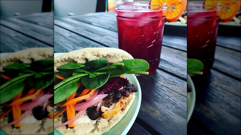 arepa with veggies and drink
