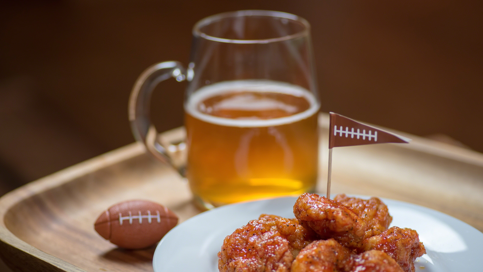 The Best Bars In Each State To Watch Super Bowl 2023