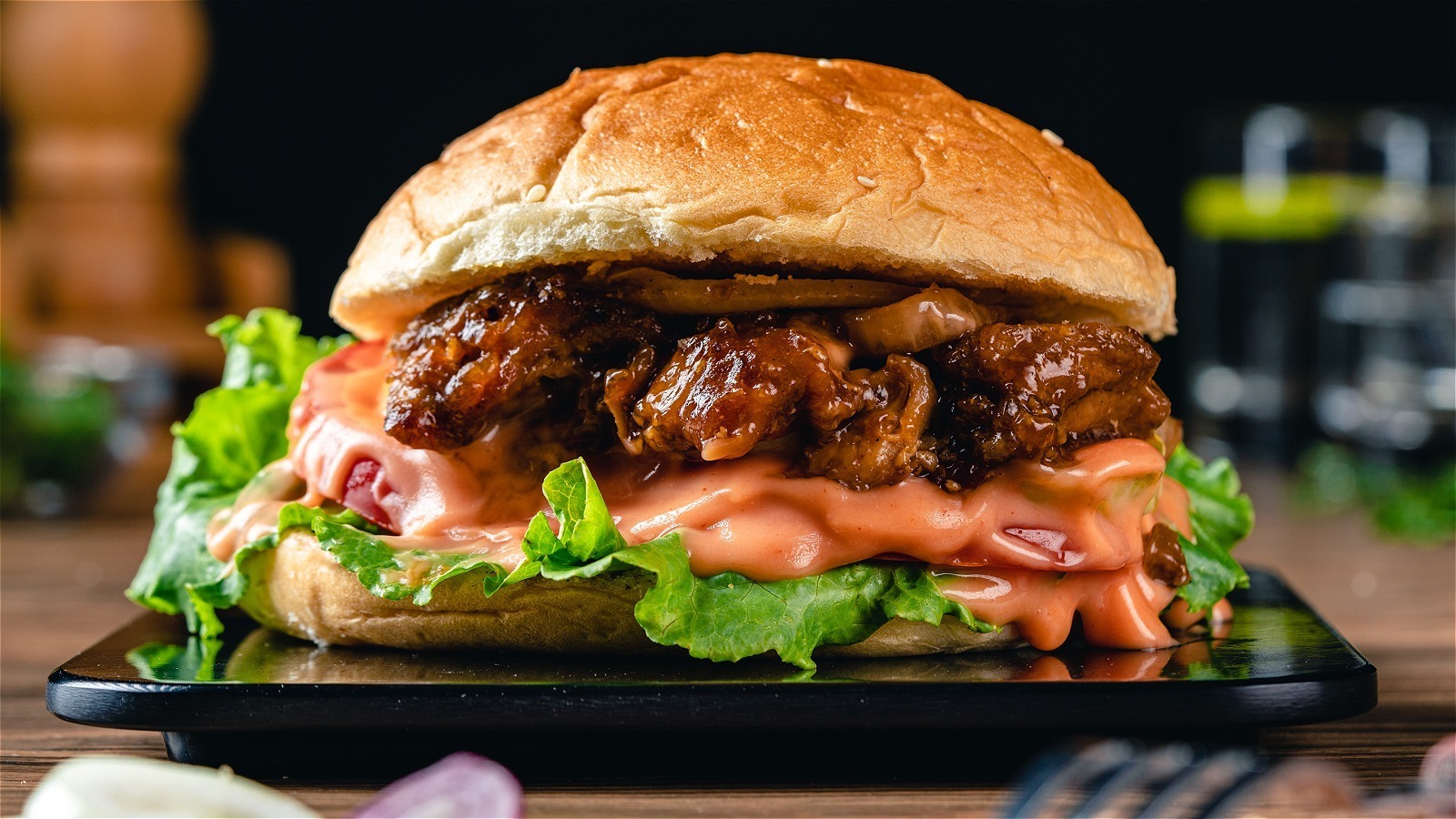 The Best Bun To Stand Up To Soggy Burger Ingredients