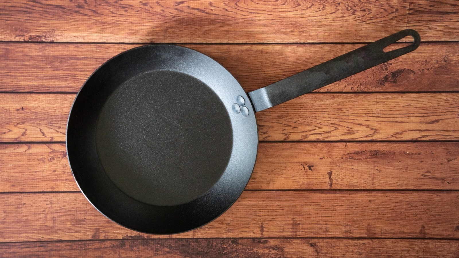 OXO Obsidian Carbon Steel 10 Crepe Pan with Silicone Sleeve Black