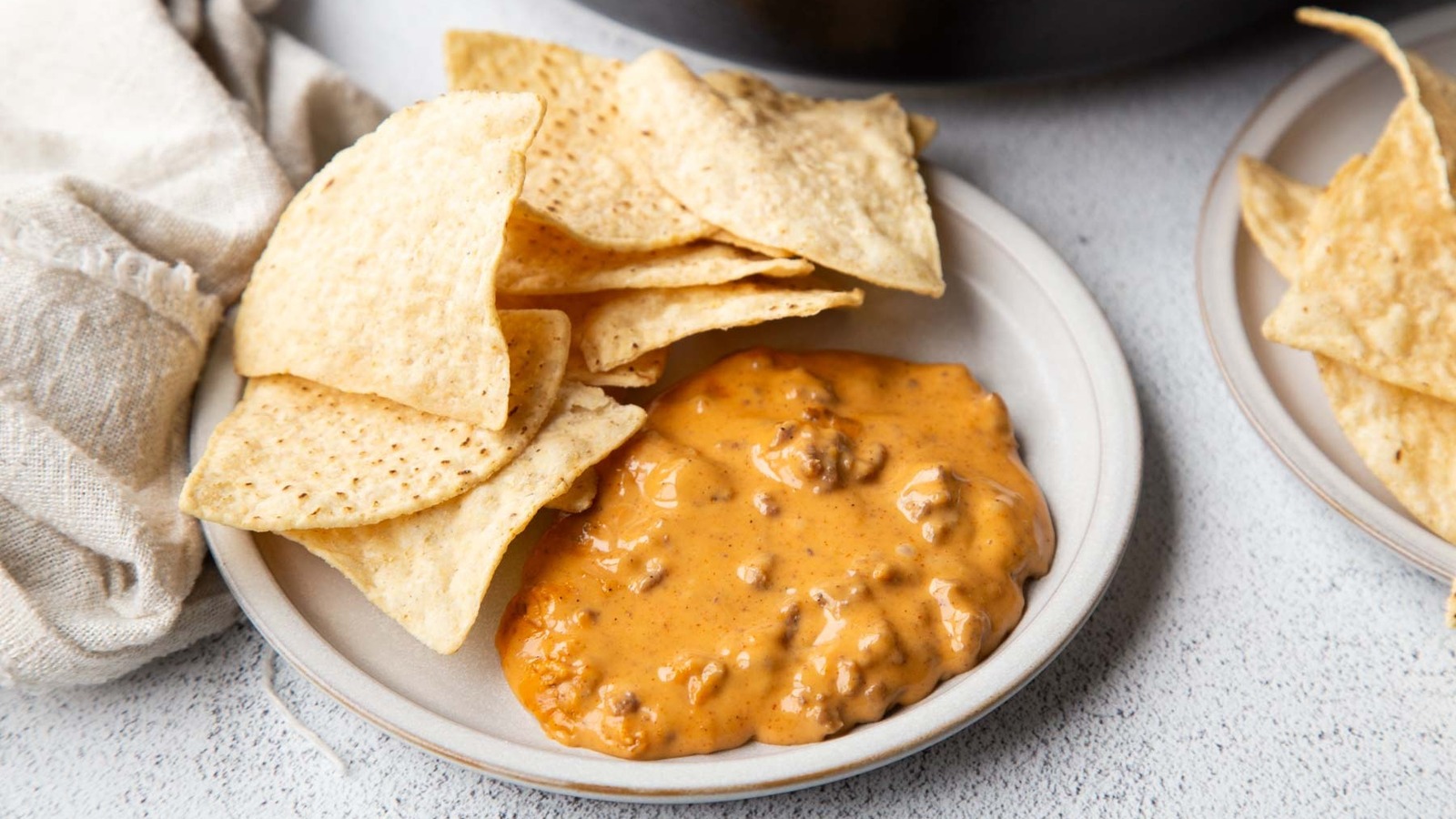 The Best Cheese To Use For The Perfect Copycat Chili's Beef Queso