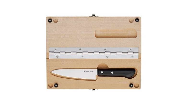 Snow Peak portable cutting board