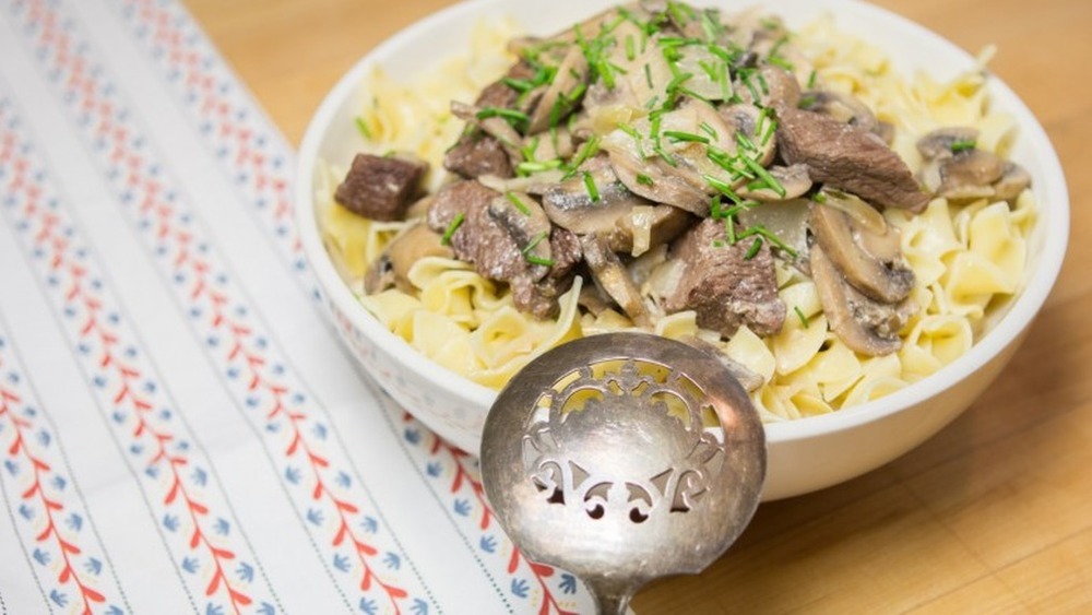 Creamy beef stroganoff