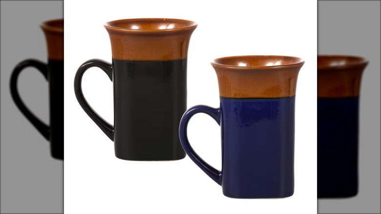 Set of two-tone coffee mugs
