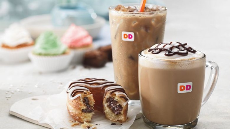 The Caramel Craze Latte from Dunkin' Donuts: What's In It and How